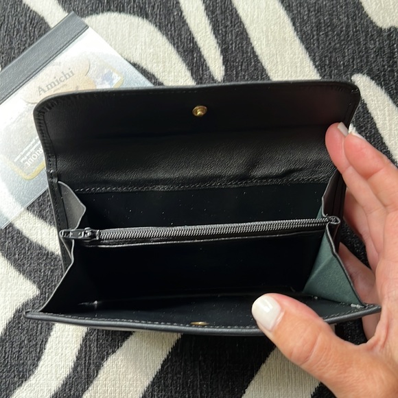 NWT 100% genuine designer Spanish leather gift for yourself or someone else! - Picture 3 of 4